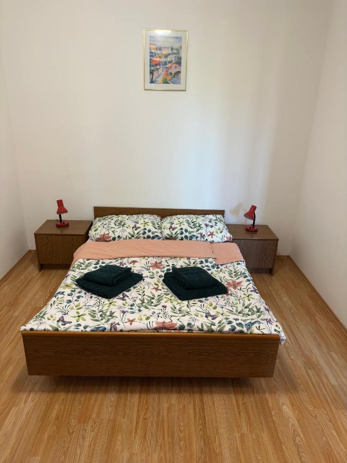 Apartmani Marko Novalja Extérieur photo