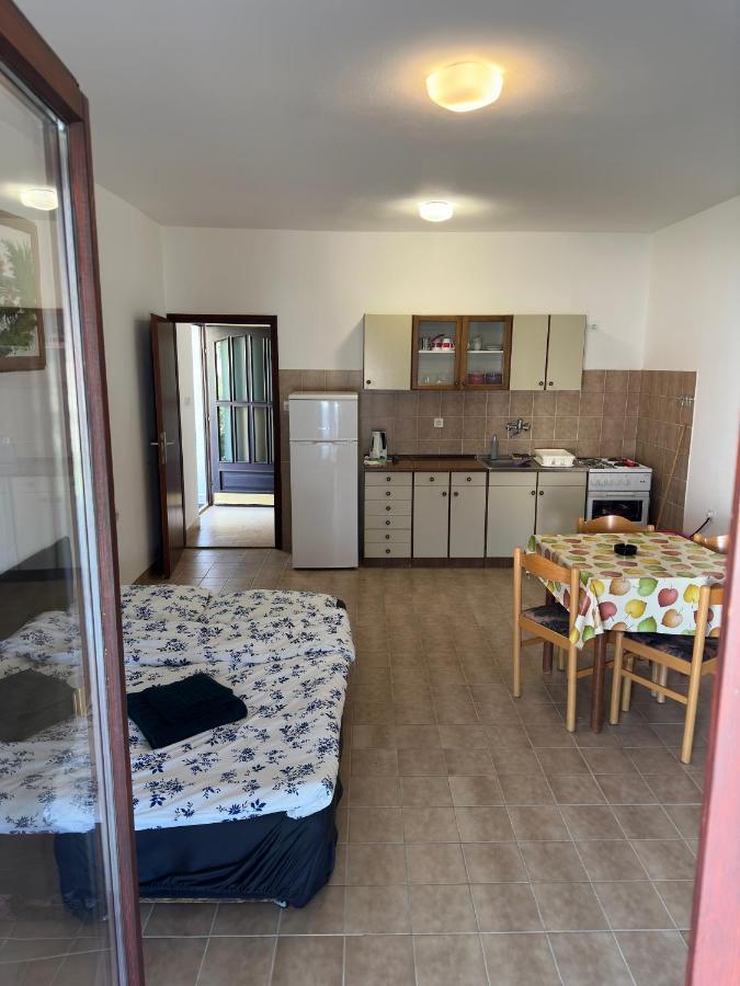 Apartmani Marko Novalja Extérieur photo