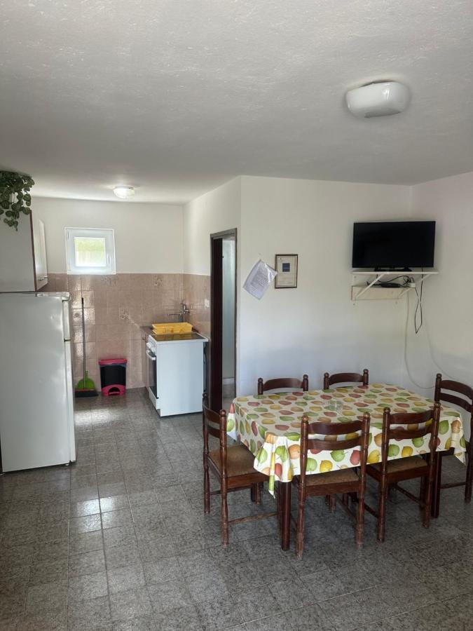 Apartmani Marko Novalja Extérieur photo