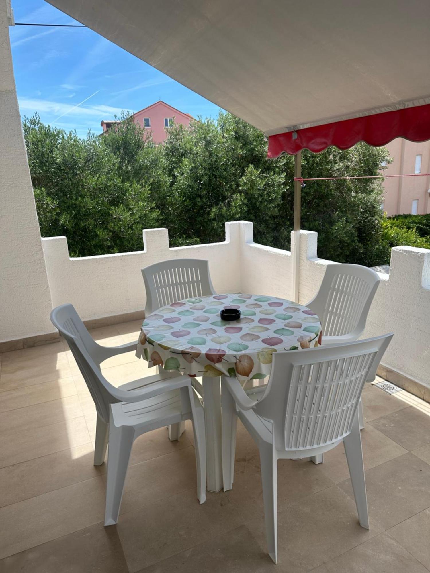 Apartmani Marko Novalja Extérieur photo